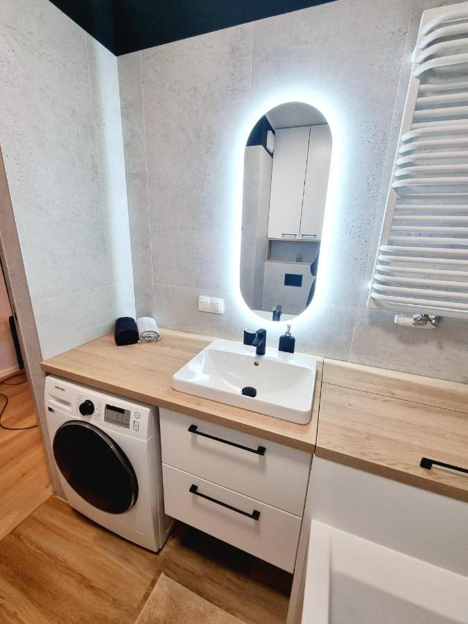 Doki Living Apartament 55 格但斯克 外观 照片