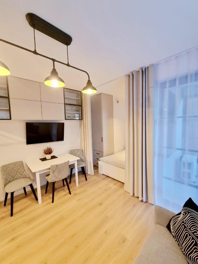 Doki Living Apartament 55 格但斯克 外观 照片